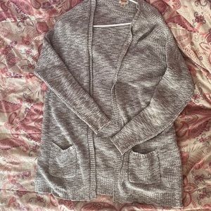 Gray knit cardigan in an XXL for an oversized look